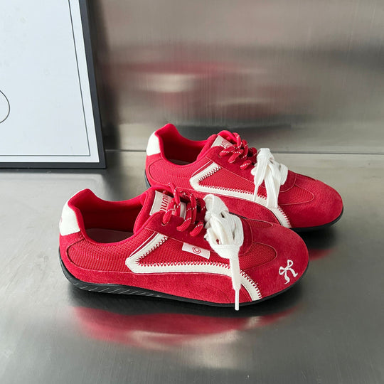Damen Sportliche Sneakers mit atmungsaktiver Mesh-Oberfläche und eleganter Wildlederverzierung R&B