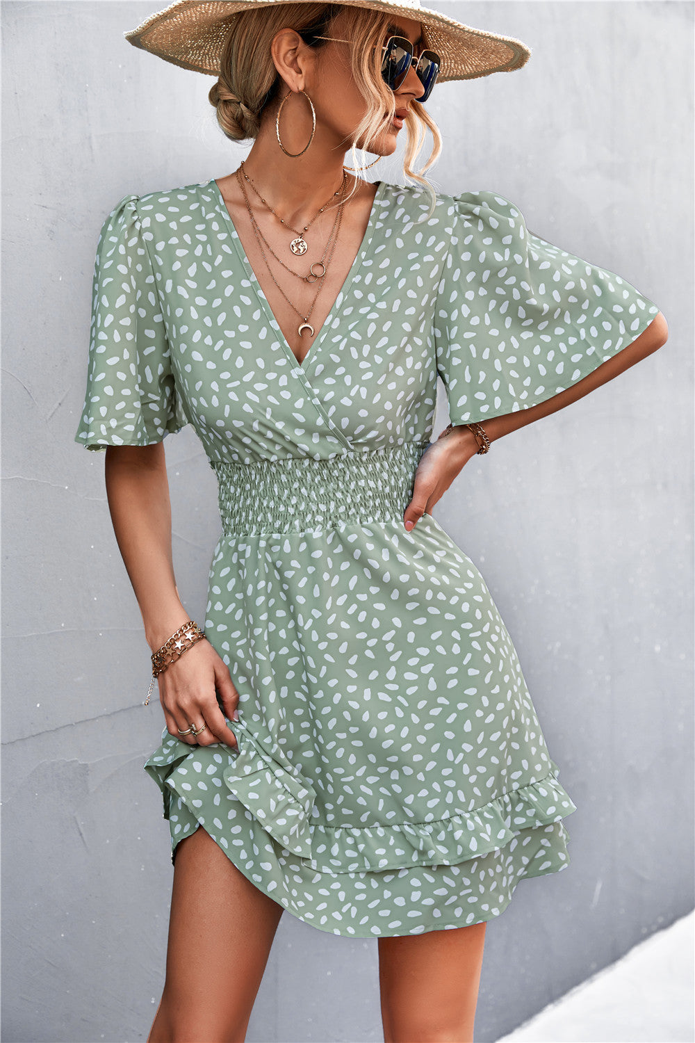 Damen Blümchen Minikleid mit Rüschen und elastischem Taillenbund R&B