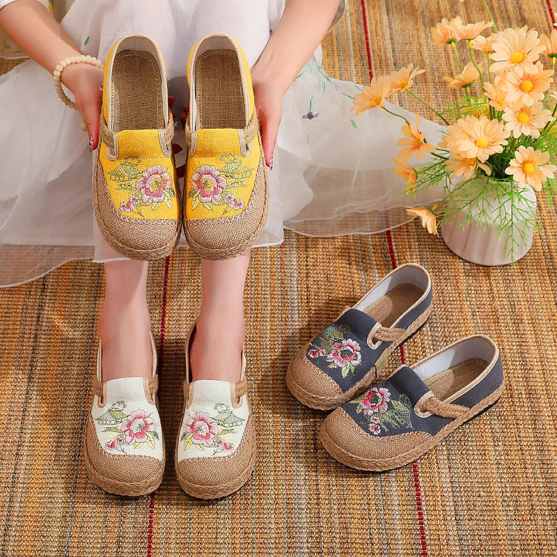 Damen klassische Espadrilles mit handgestickten Blumenmotiven