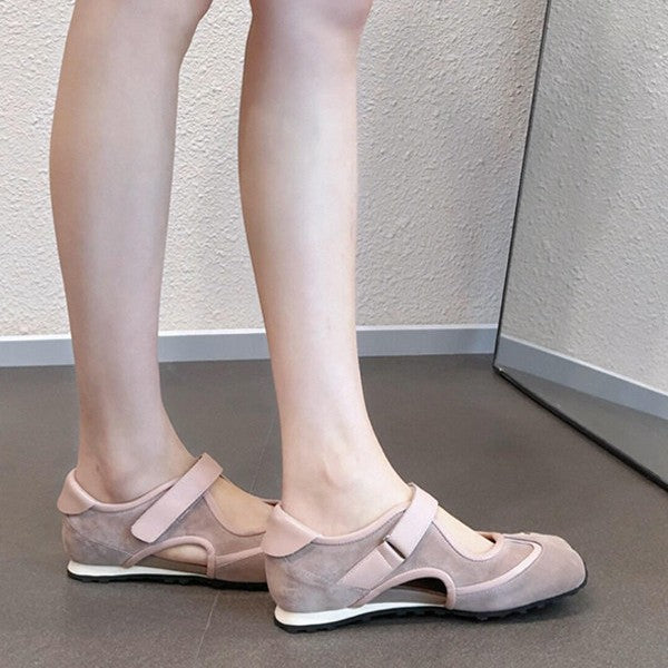 Damen Halbschuhe mit dekorativem Riemen und ergonomischer Sohle R&B