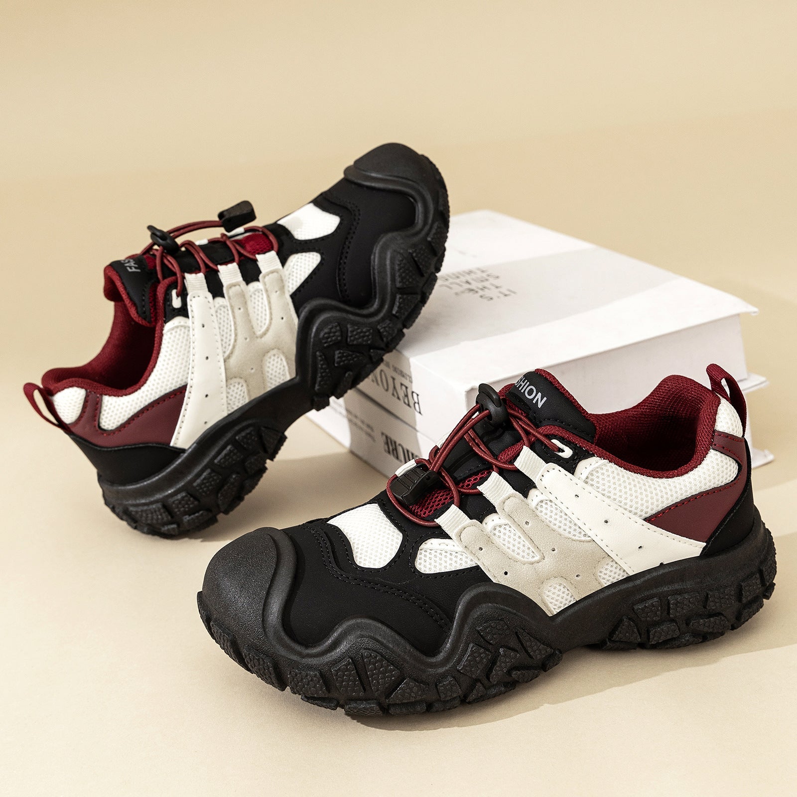 Damen Sportliche Outdoor-Sneaker mit stützender Sohle und atmungsaktiver Mesh-Oberfläche