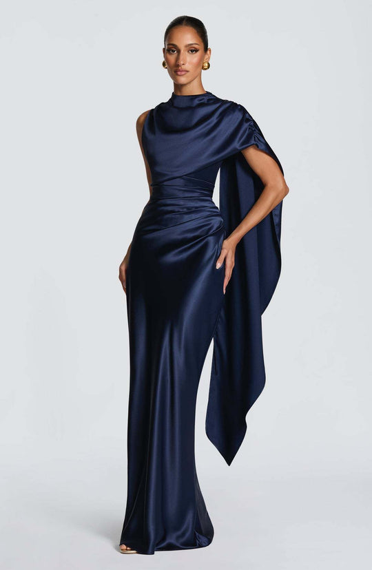 Damen Elegantes Maxikleid mit asymmetrischem Oberteil und fließendem Satin R&B