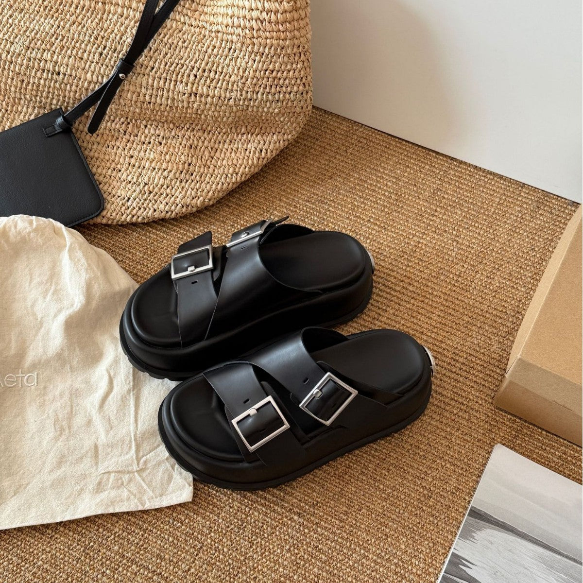 Damen Komfortable Sandalen mit elegantem Riemen und modischen Schnallen