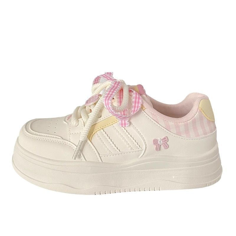 Damen Sneakers mit verspieltem Design und atmungsaktiver Sohle