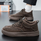 Damen entspannte Lifestyle-Sneaker mit samtigem Obermaterial und rutschfester Sohle R&B