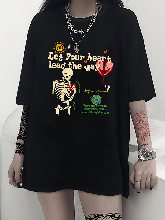 Damen T-Shirt mit kreativem Katzenmotiv und verspielter Schleife R&B