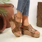 Damen Wedge-Sandalen mit leopardfarbenem Design und Kork-Kreativsohle R&B