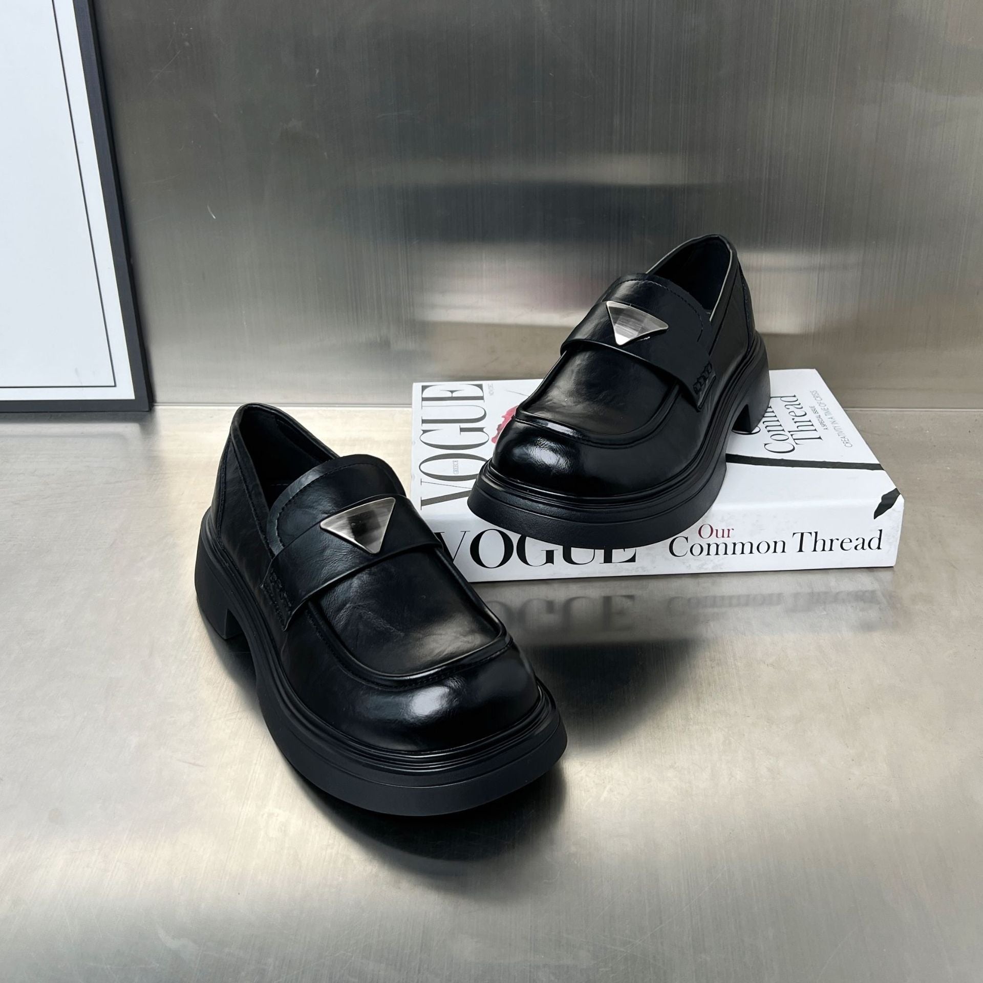 Damen modische Loafer mit komfortabler Sohle und eleganter Schnalle R&B