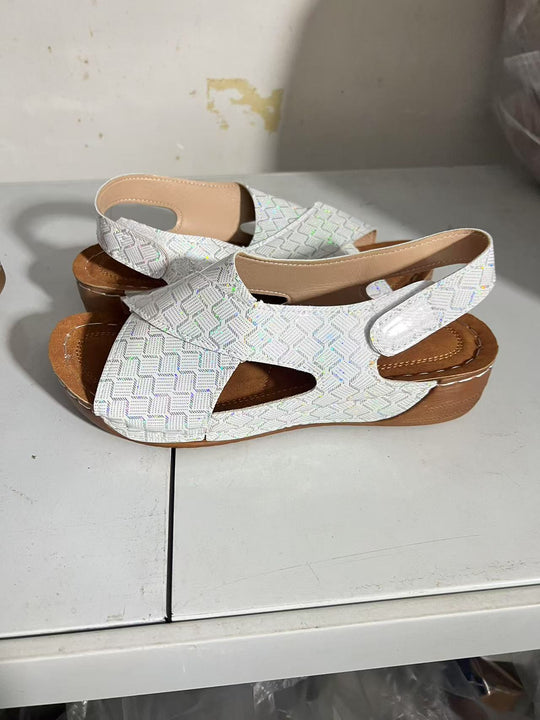 Damen modische Sandalen mit verstellbarem Riemen und anatomischem Fußbett R&B