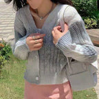 Damen kuschelige Strickjacke mit voluminösen Ärmeln und einzigartigem Zopfmuster R&B