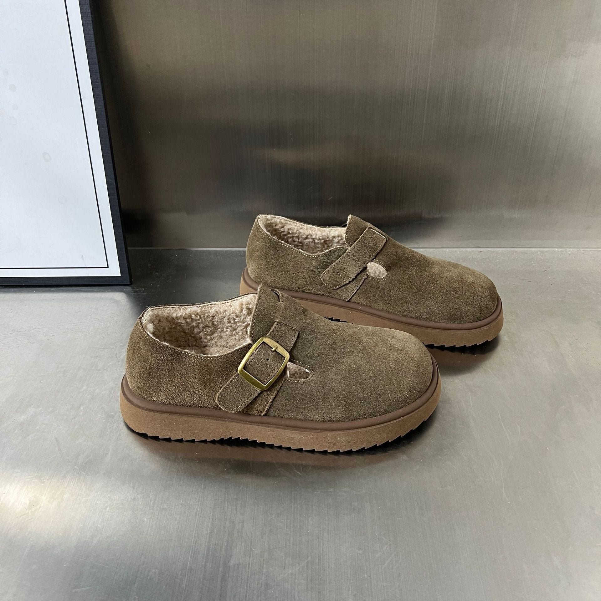 Damen Gemütliche Clogs mit warmem Innenfutter und praktischem Schnallenverschluss R&B