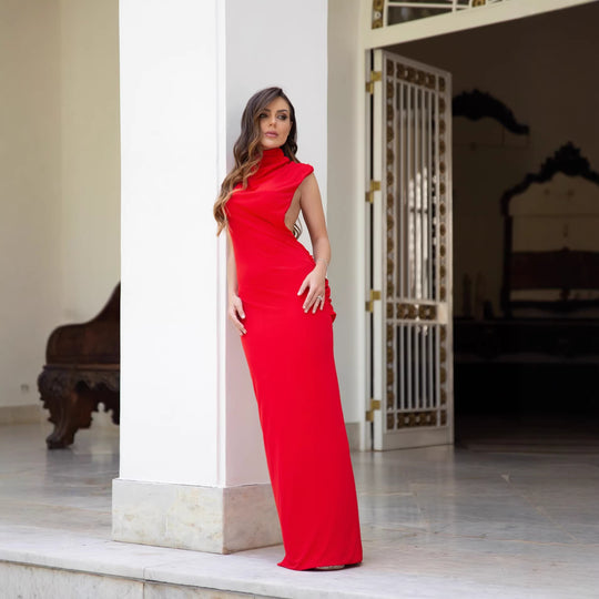 Damen stilvolles Maxikleid mit asymmetrischem Schnitt und hohem Stehkragen R&B