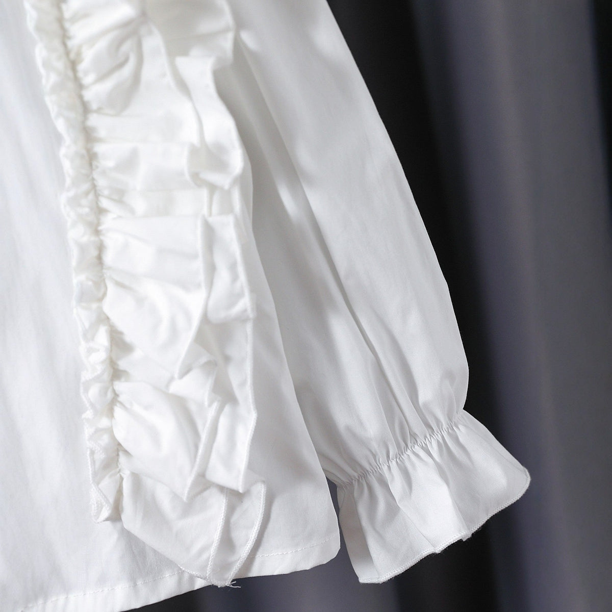 Mädchen Bluse mit Rüschendetails und eleganten Puffärmeln R&B