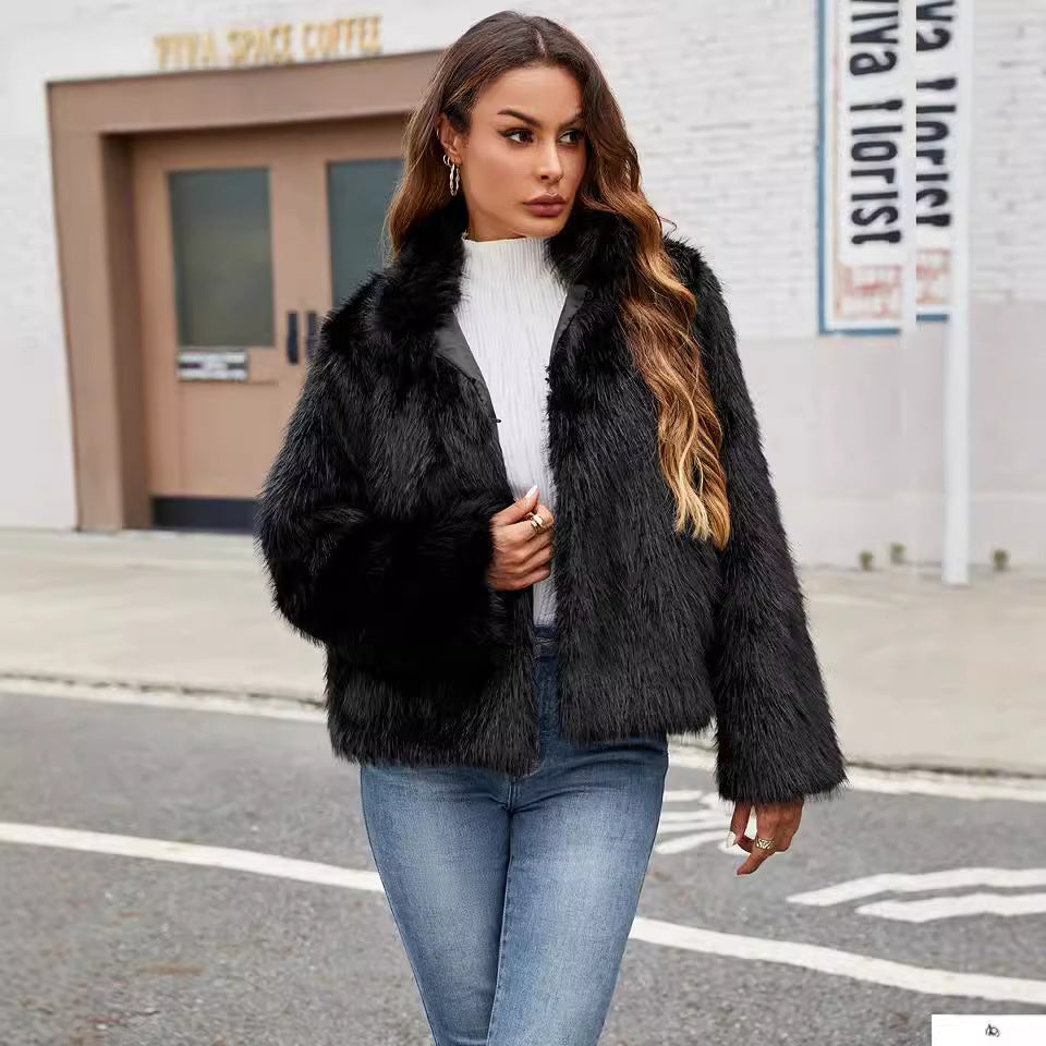 Damen Luxuriöse Kurzjacke aus Kunstfell mit trendigem Kragen R&B