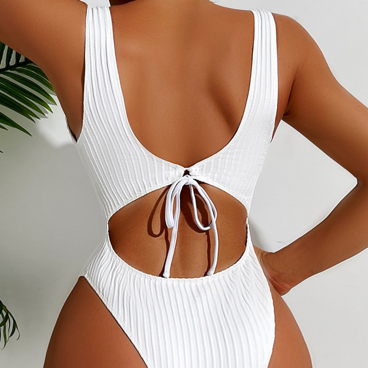 Damen Einteiler Badeanzug mit figurformendem Rippendesign R&B