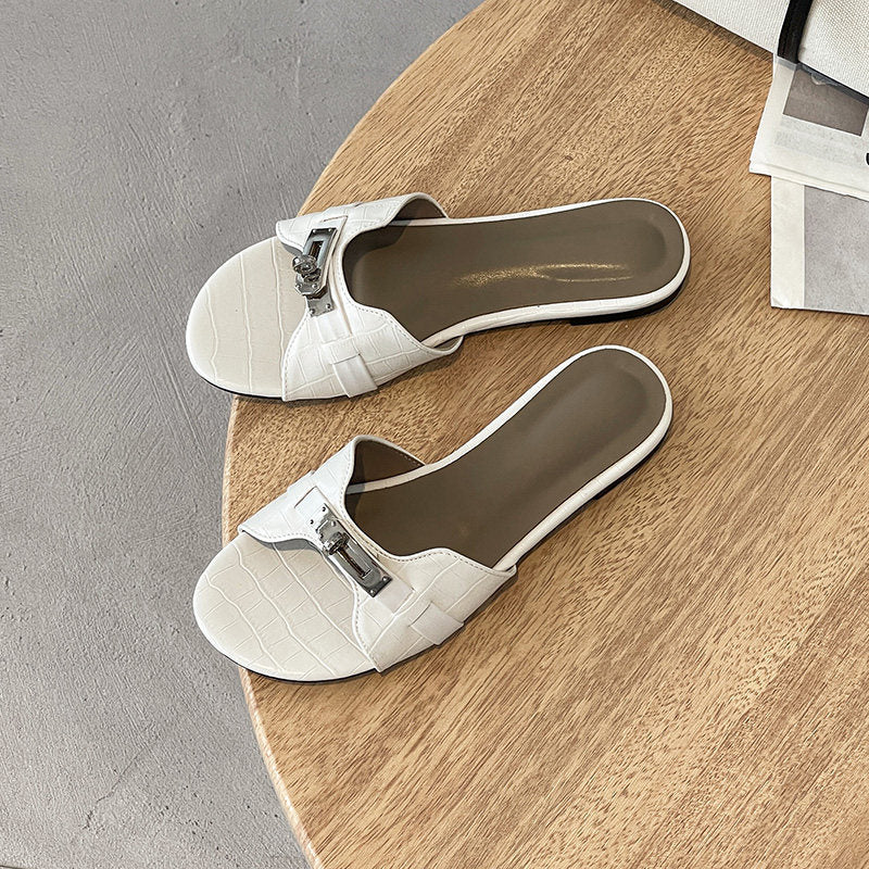 Damen Komfortable Slides mit elegantem Kettendetail R&B
