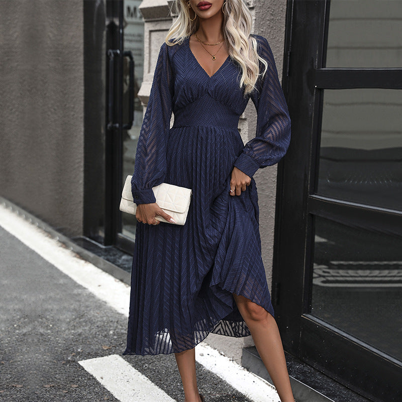 Damen Maxikleid mit fließendem Rock und eleganten Rüschendetails R&B
