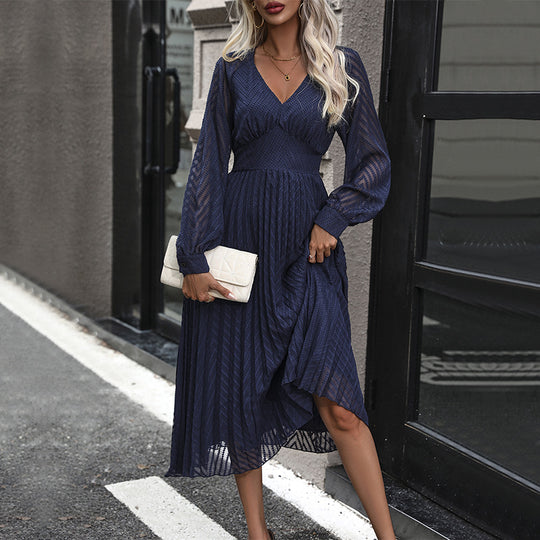 Damen Maxikleid mit fließendem Rock und eleganten Rüschendetails R&B