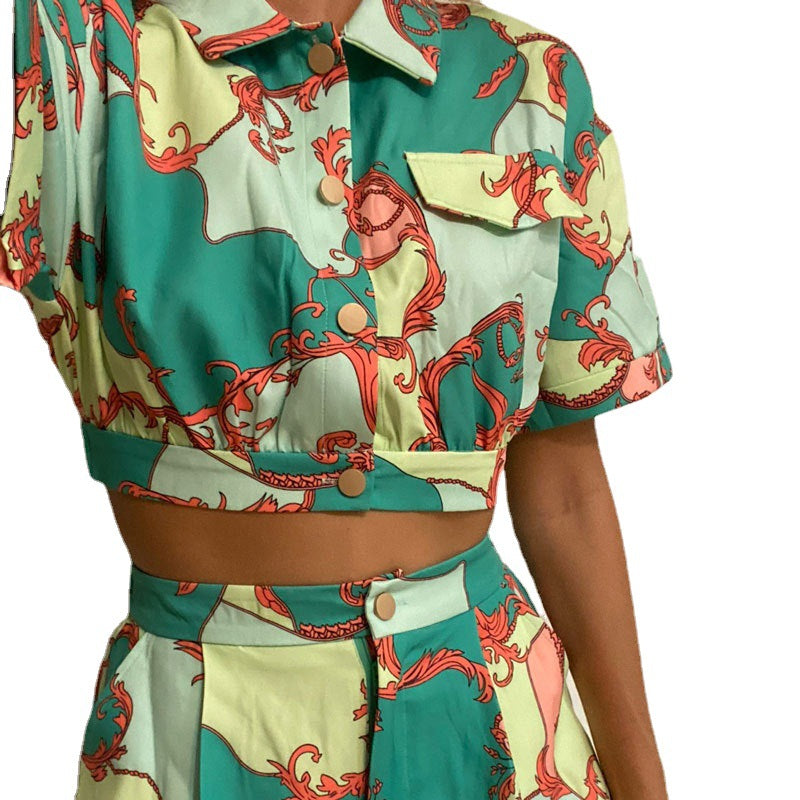 Damen Set mit Kurzarmbluse und hochtaillierten Shorts im trendigen Design R&B