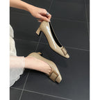 Damen elegante Pumps mit quadratischer Kappe und dekorativem Schnallenakzent