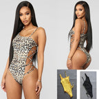 Damen Einteiler Badeanzug mit seitlichen Cut-Outs und modernem Leoprint R&B