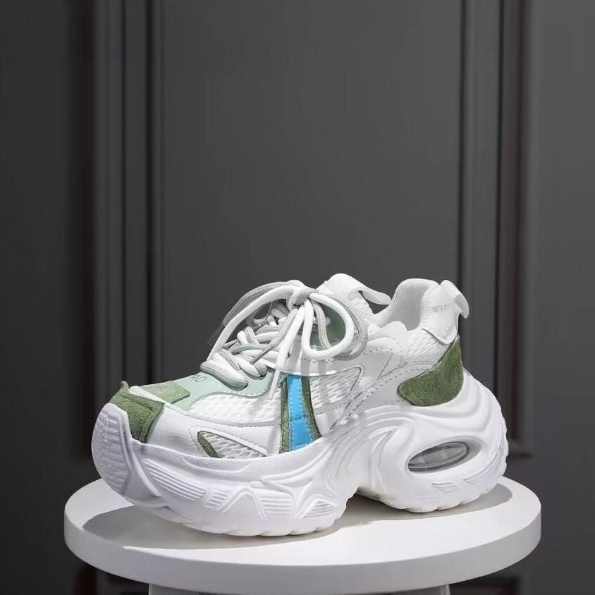 Damen Sportliche Sneaker mit innovativem Dämpfungssystem und atmungsaktiver Oberflächenstruktur