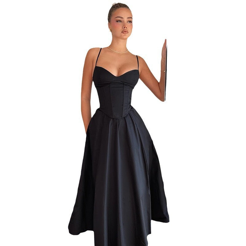 Damen Elegantes Abendkleid mit tailliertem Oberteil und schwingendem Rock R&B