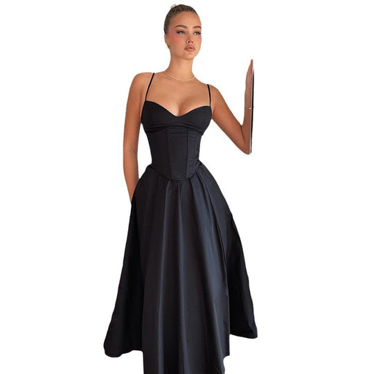 Damen Elegantes Abendkleid mit tailliertem Oberteil und schwingendem Rock R&B