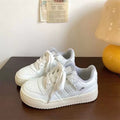 Damen Sneakers im klassischen Design mit atmungsaktiver Oberfläche