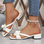 Damen offene Sandalen mit trendigem Blumenapplikationsdesign und komfortablem Blockabsatz R&B