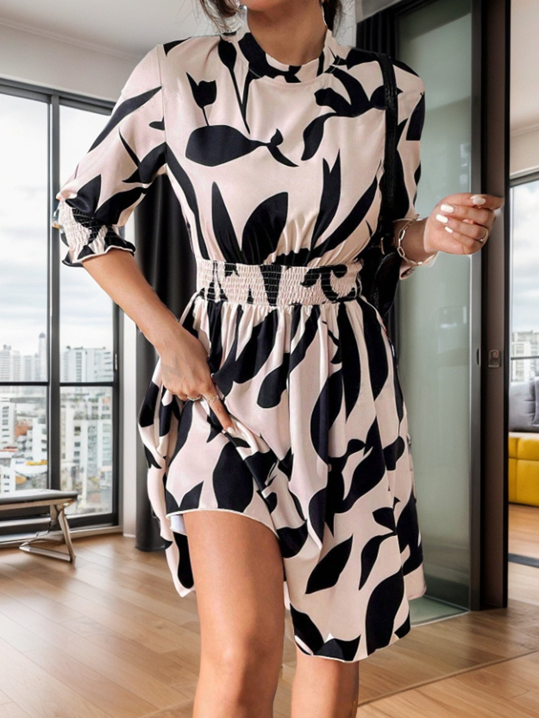 Damen Blumenkleid mit elastischem Taillenzug und Ballonärmel R&B