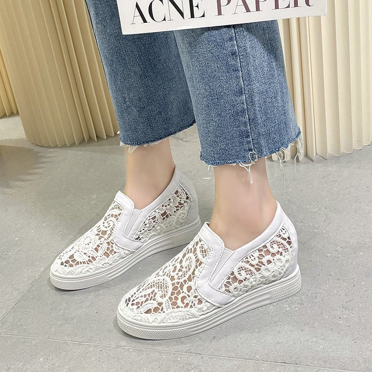 Damen Slip-On Sneaker mit eleganter Spitzenstruktur und komfortablem Fußbett R&B