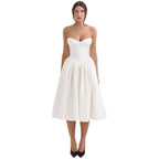 Damen Couture-Kleid im schulterfreien Trägerdesign mit voluminösem Rock EB