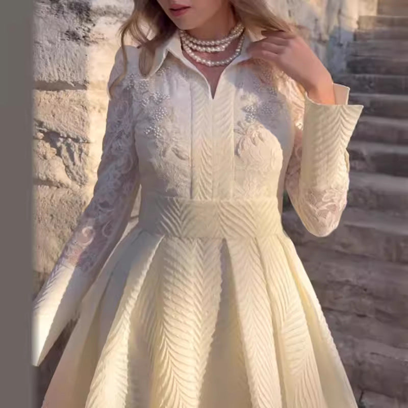 Damen Elegantes Maxikleid mit Spitzenärmeln und Taillengürtel R&B