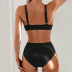 Damen Bikini-Set mit eleganten Rüschendetails und modischem Goldakzent R&B