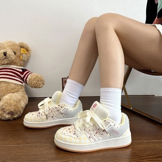 Damen Sportliche Sneakers im charmanten Design R&B