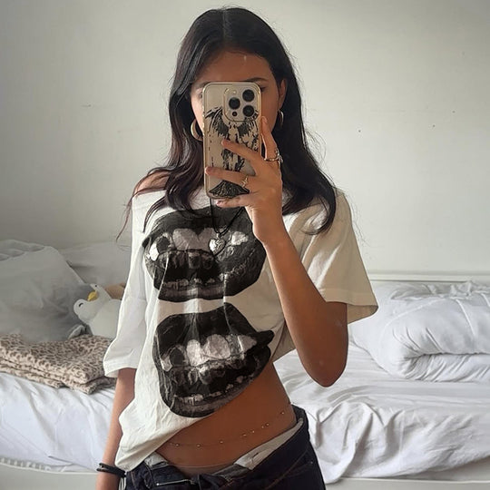 Damen T-Shirt mit glitzerndem Kreuzdesign und lässigem Schnitt R&B