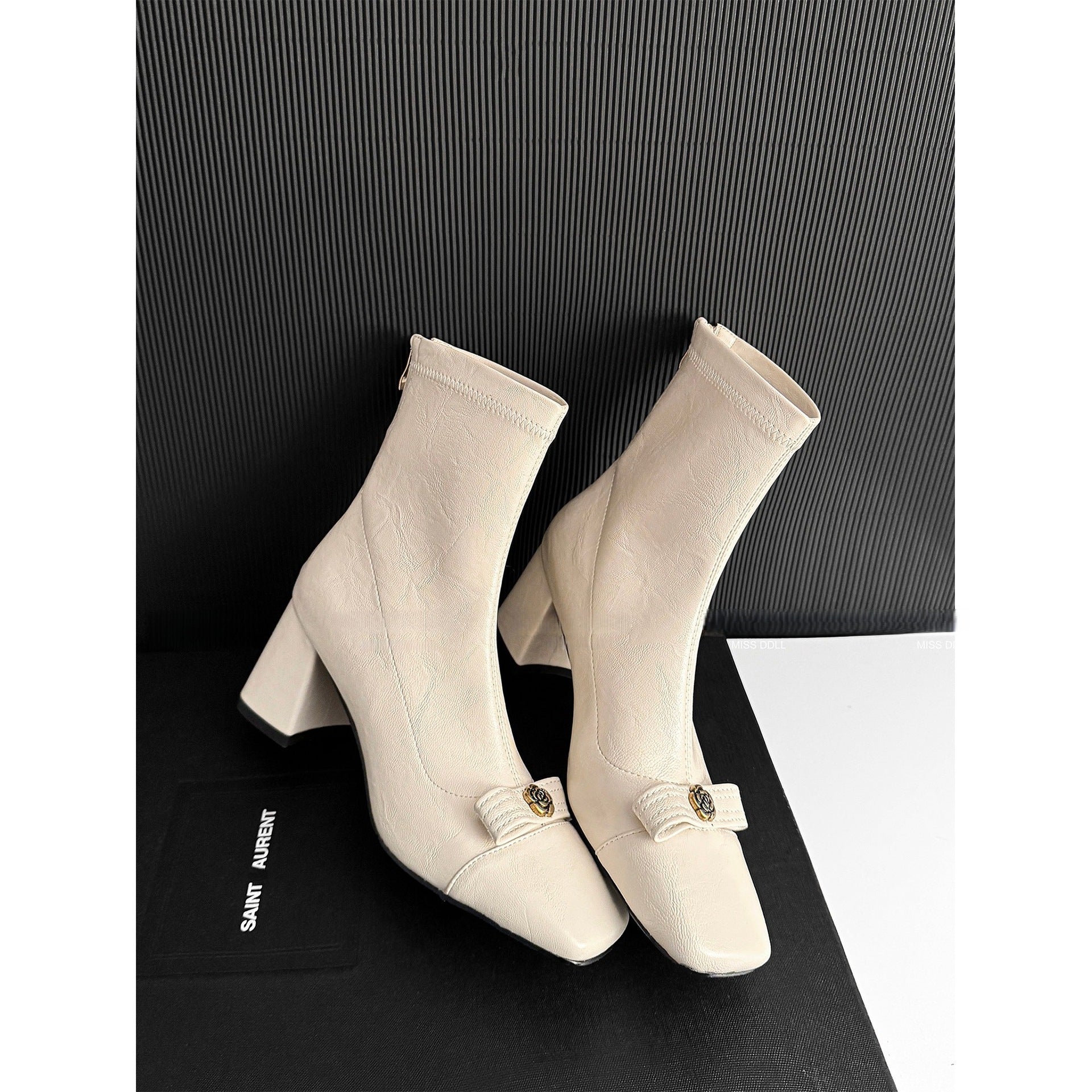 Damen Elegante Stiefeletten mit dekorativem Schmuckelement R&B