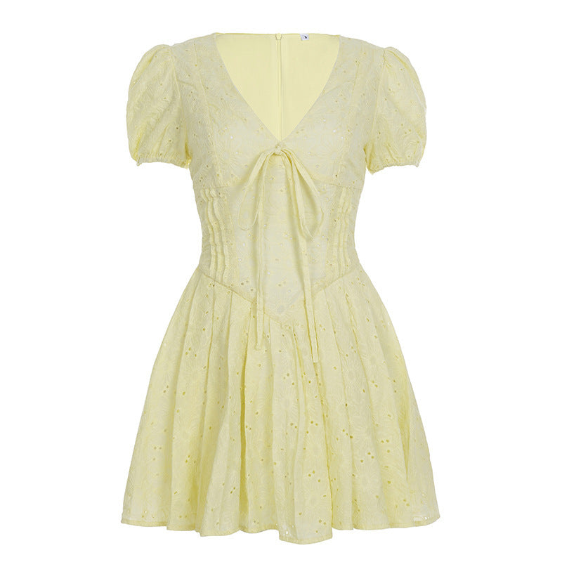Damen Kurzärmeliges Sommerkleid mit raffinierten Rüschendetails und BindR&Band R&B