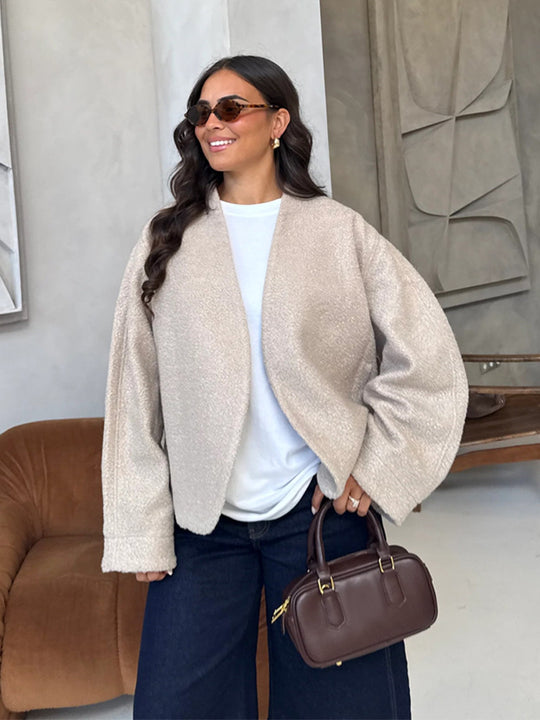 Damen oversized Wolljacke mit eleganten Detail R&B