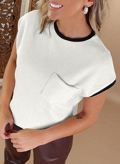 Damen stylisches Kurzarmshirt mit Brusttasche und kontrastierenden Details R&B