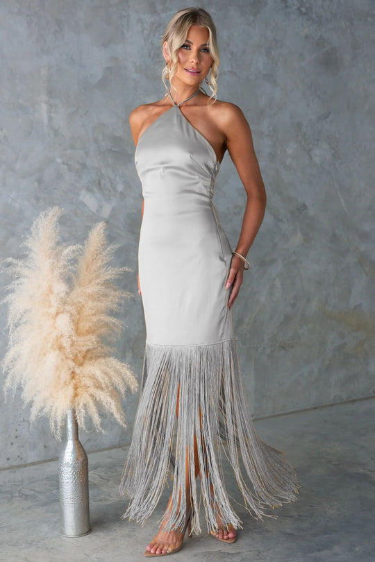 Damen Langärmeliges Fransenmaxikleid mit Rückenausschnitt und eleganter Passform R&B