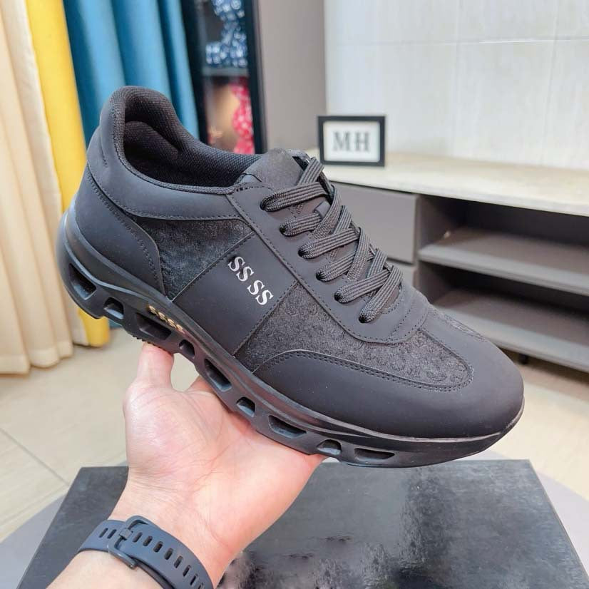 Damen Sportliche Sneakers mit dämpfender Laufsohle und atmungsaktiver Oberflächenstruktur R&B