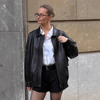 Damen Oversized Kunstlederjacke mit feinen Details und modischem Reißverschluss R&B