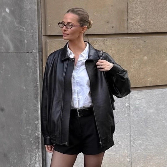 Damen Oversized Kunstlederjacke mit feinen Details und modischem Reißverschluss R&B