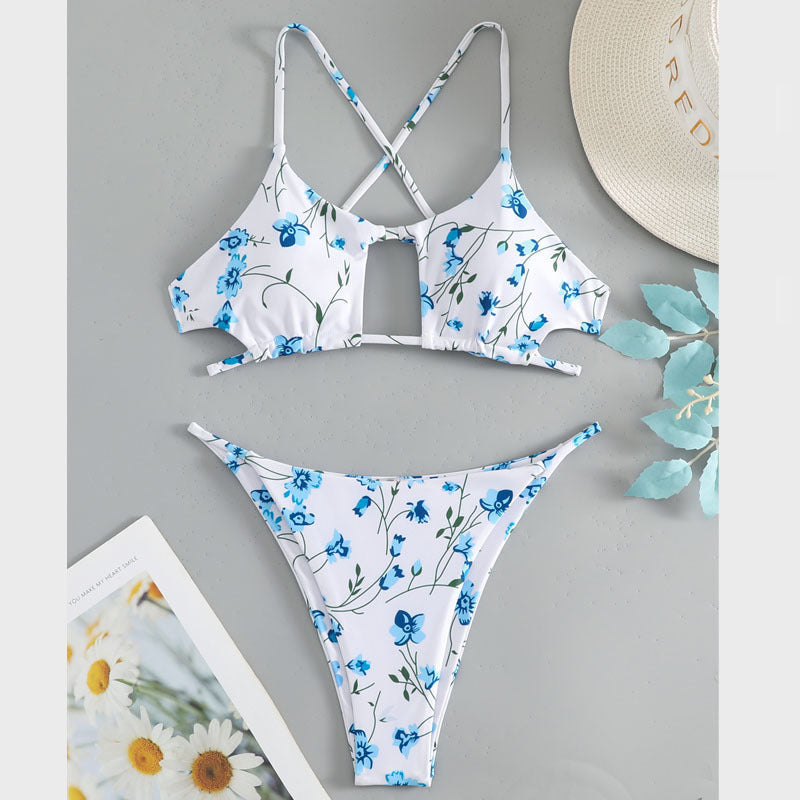 Damen Triangel-Bikini mit verspieltem Blumenmuster und raffiniertem Rückendetail R&B