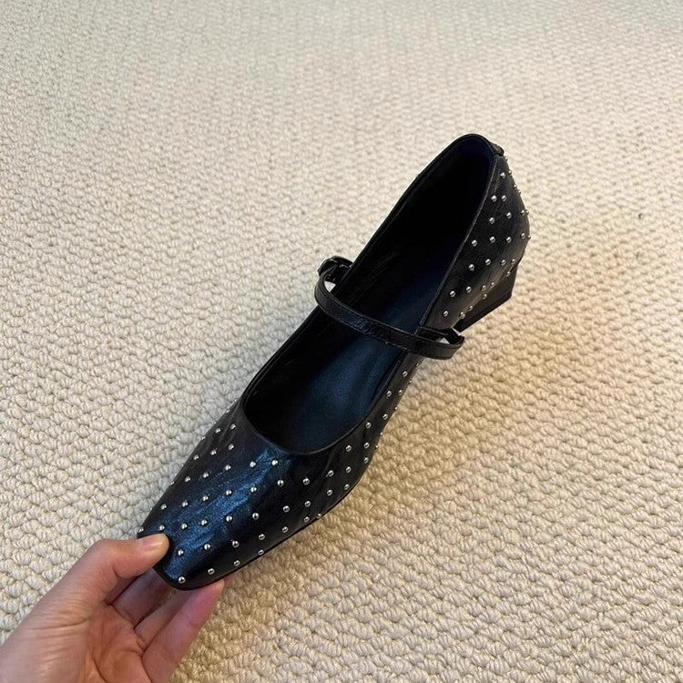 Damen Ballerinas mit dekorativen Nieten und Riemen von R&B
