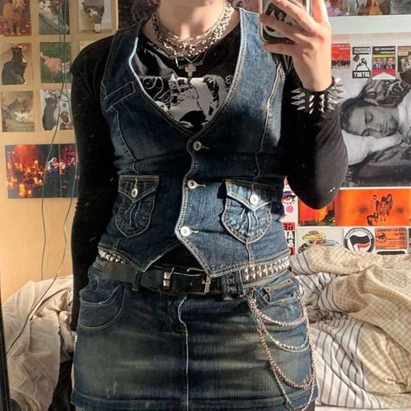 Damen Denim-Bustierjacke mit nostalgischem Spitzeneinsatz und dekorativen Knopfdetails R&B