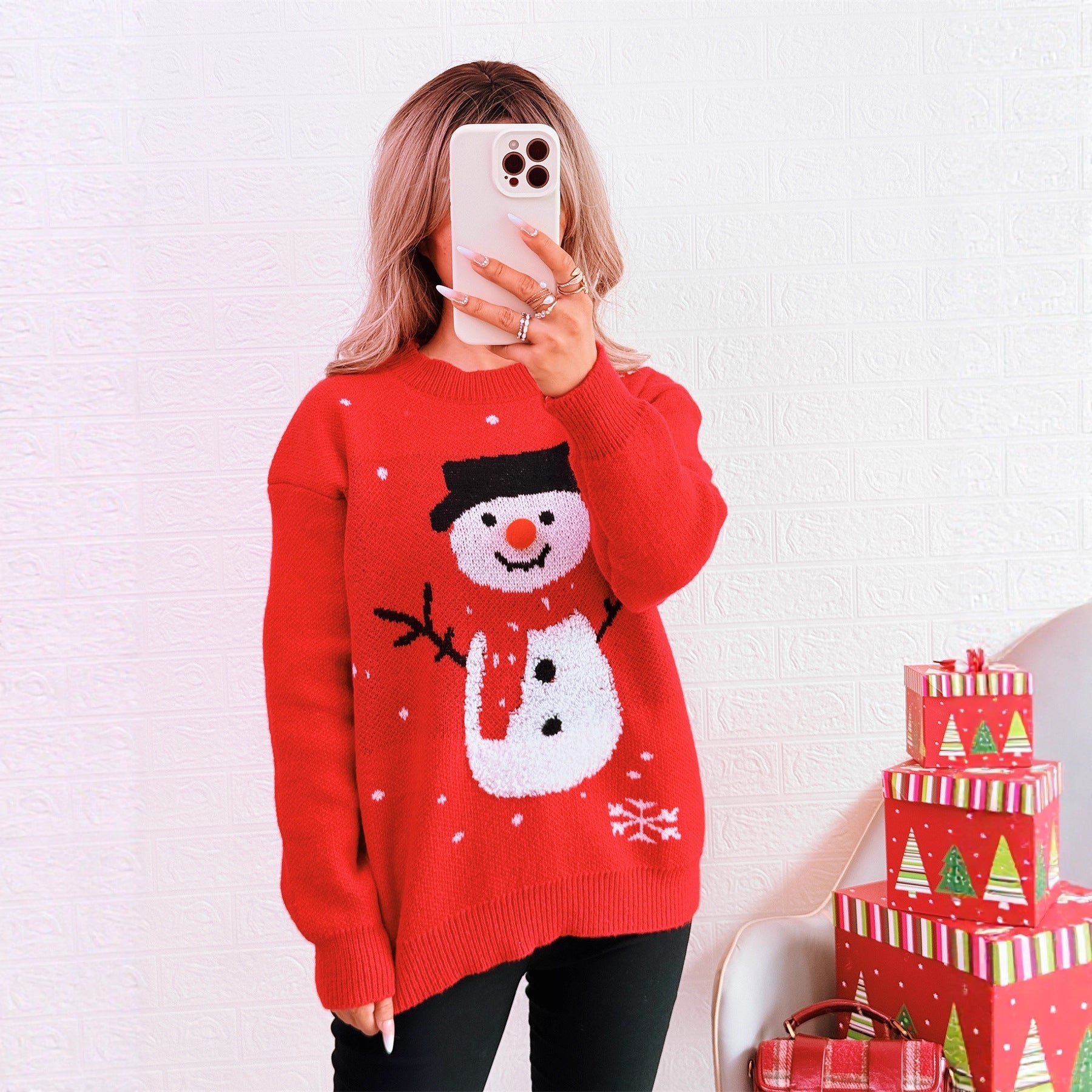 Damen Weihnachts-Pullover mit festlichem Schneemann-Motiv und gemütlichem Schnitt R&B