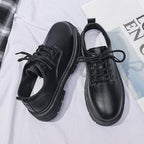 Damen Schnürschuhe mit robustem Sohlenprofil und modisch-elegantem Design